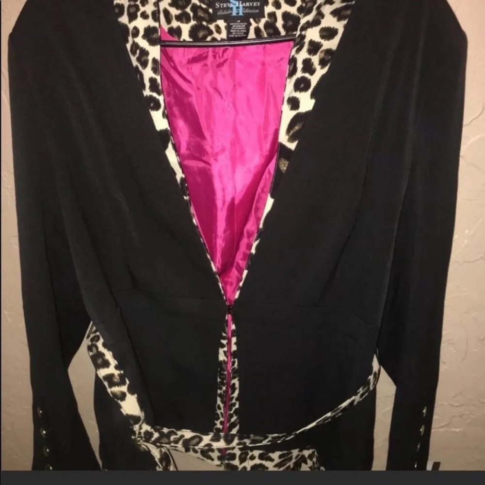 Steve Harvey cheetah blazer